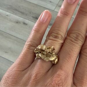 Hustad textured 14k gold plated ring